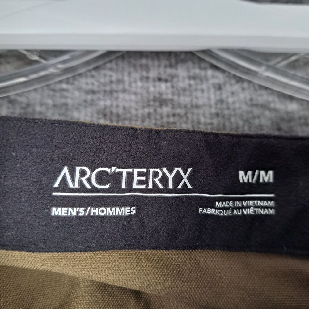 Arc'teryx Men's Gamma LT Pants in Olive - Picture 2 of 15